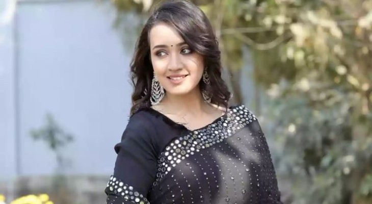 হয়তোবা আমি এখনো বড় পর্দার জন্য পুরোপুরি উপযুক্ত নই: আইশা খান